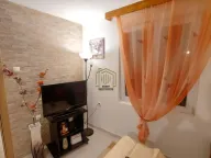 Izdavanje, jednosoban stan, 60m², Šušanj, Bar - image 2