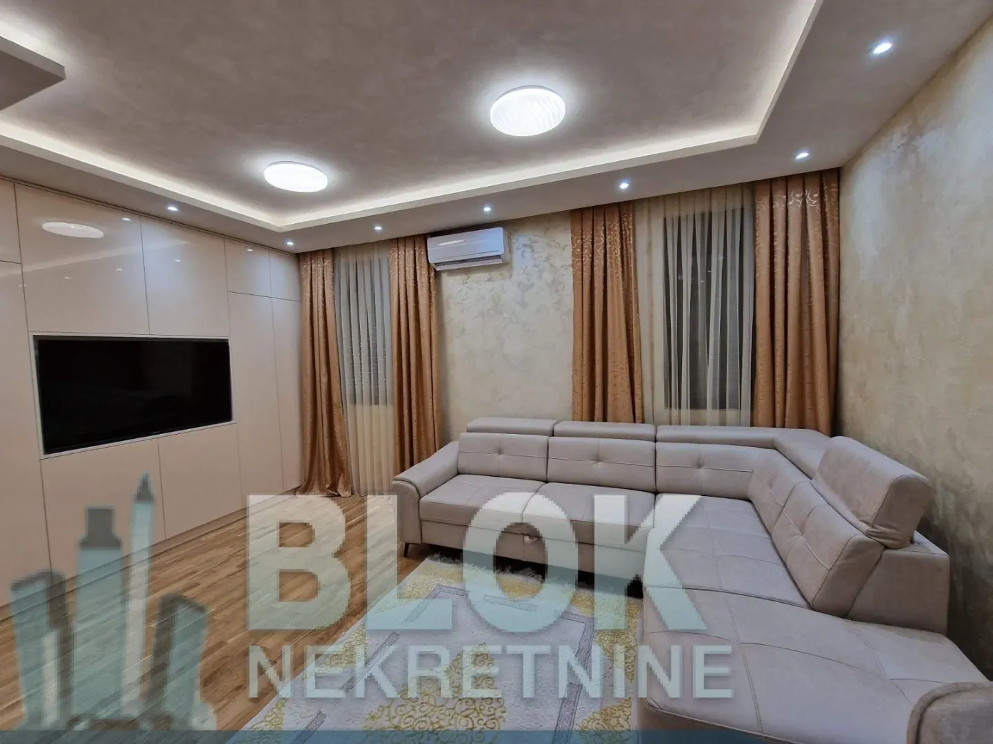Rent, studio apartment, 30m², Stara Varoš, Podgorica