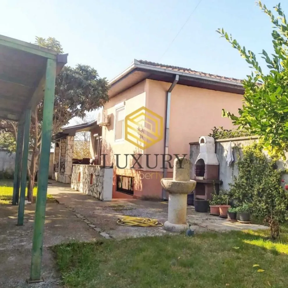 Prodaja, kuća, 98m², Donja Gorica, Podgorica