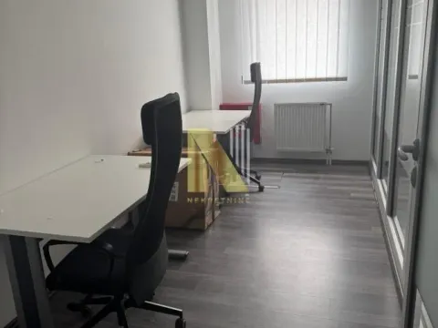 Rent, office space, 780m², Novo naselje, Novi Sad - image 6
