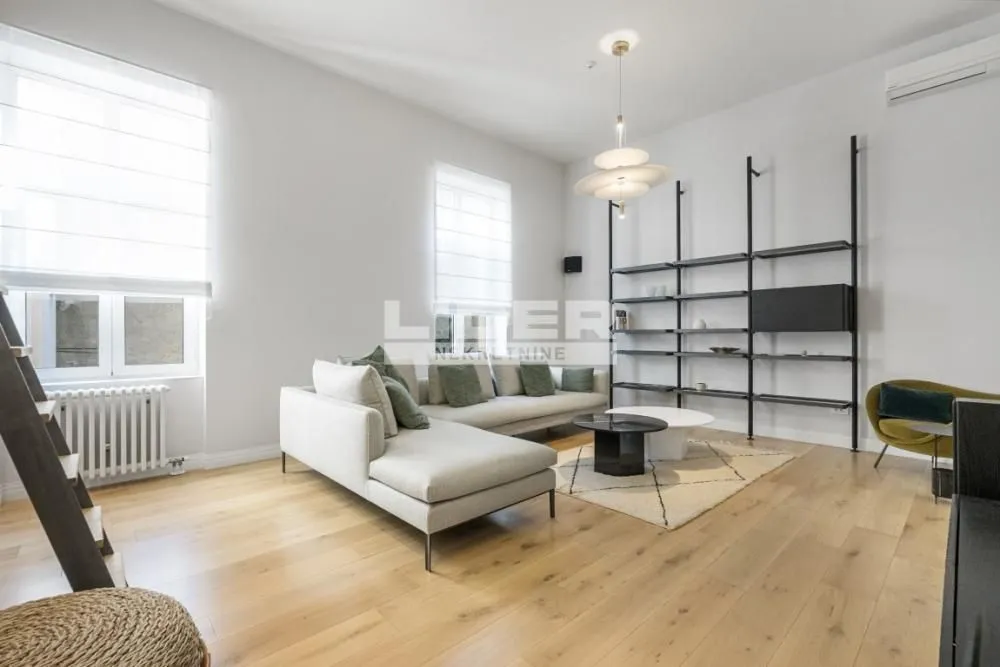 Prodaja, dvosoban stan, 96m², Stari Grad, Beograd