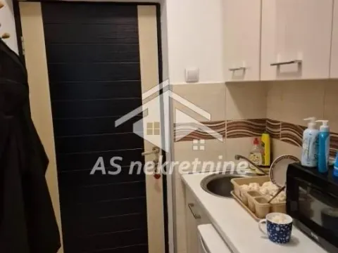 Izdavanje, jednosoban stan, 30m², Čukarica, Beograd - image 8