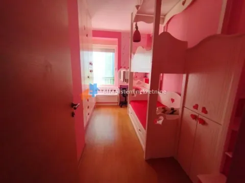 Izdavanje, četvorosoban stan, 130m², Vukov Spomenik, Zvezdara Sve Podlokacije - image 15