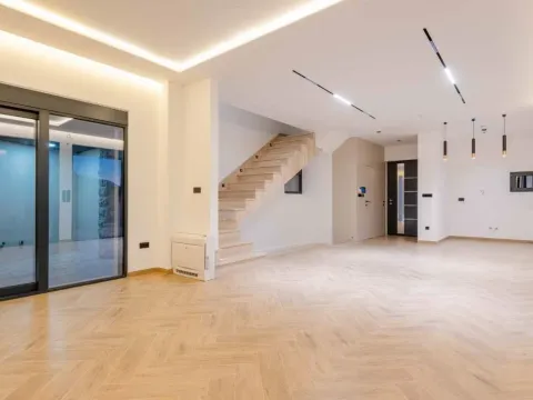 Sale, house, 240m², Kamenovo, Budva - image 17