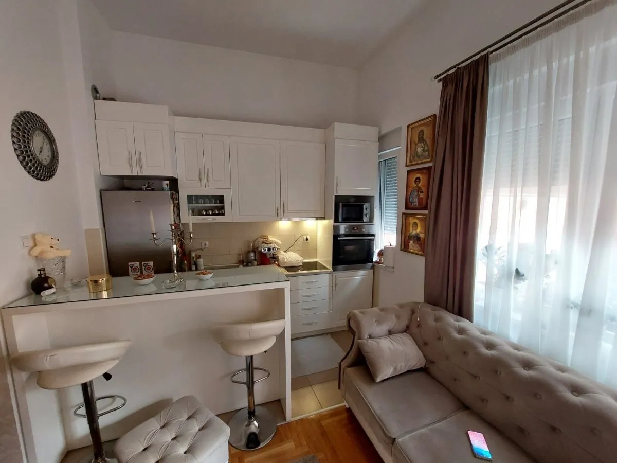 Prodaja, trosoban stan, 91m², Socijalno, Novi Sad Sve Podlokacije
