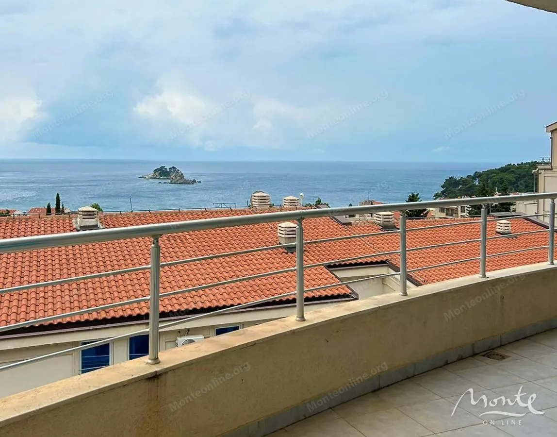Sale, one bedroom apartment, 85m², Petrovac, Budva