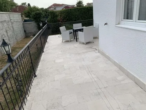Rent, house, 250m², Zagorič, Podgorica - image 7