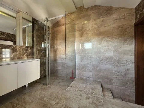 Rent, two bedroom apartment, 75m², Stara Varoš, Podgorica - image 12