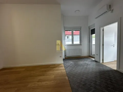 Izdavanje, jednosoban stan, 37m², Grbavica, Novi Sad Sve Podlokacije - image 1