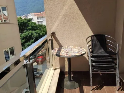 Rent, one bedroom apartment, 43m², Slovenska Plaža, Budva - image 8