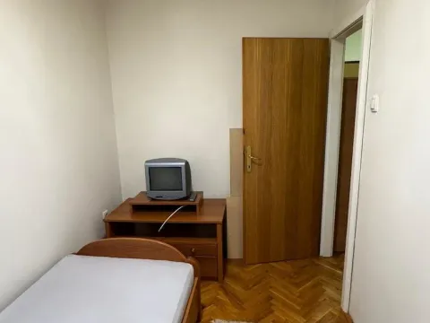 Rent, one bedroom apartment, 56m², Grbavica, Novi Sad Sve Podlokacije - image 10
