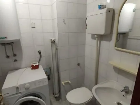 Izdavanje, garsonjera, 25m², Grbavica, Novi Sad Sve Podlokacije - image 9