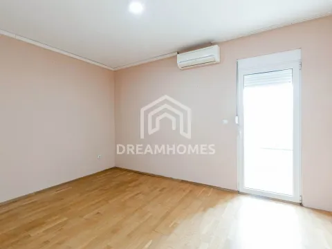 Rent, two bedroom apartment, 69m², Ljubović, Podgorica - image 4