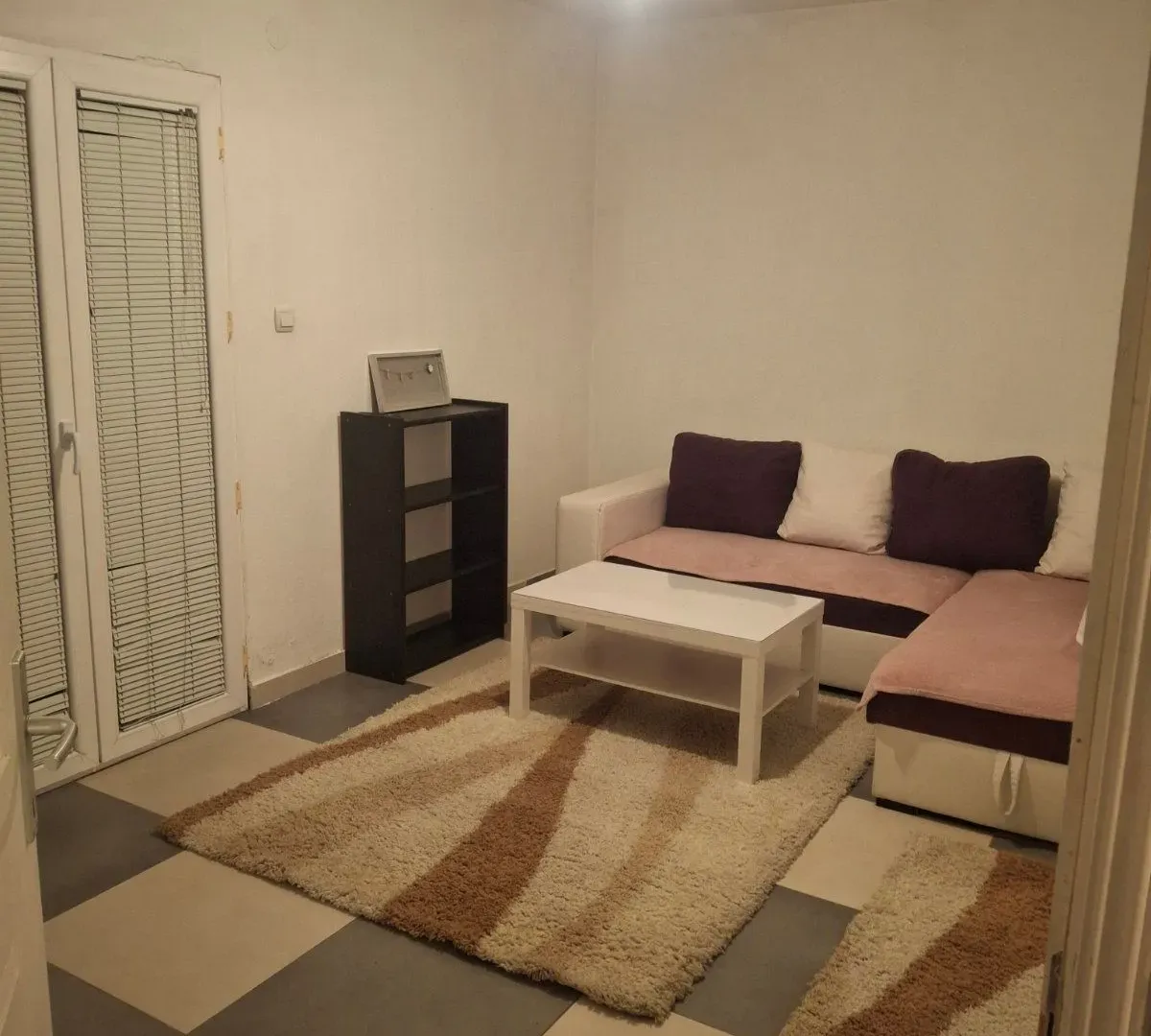 Izdavanje, jednosoban stan, 47m², Momišići, Podgorica