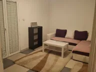 Izdavanje, jednosoban stan, 47m², Momišići, Podgorica - image 1