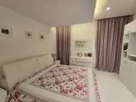 Prodaja, dvosoban stan, 140m², Bečići, Budva - image 11