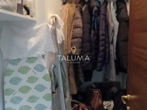 Sale, two bedroom apartment, 74m², City Kvart, Podgorica - image 10