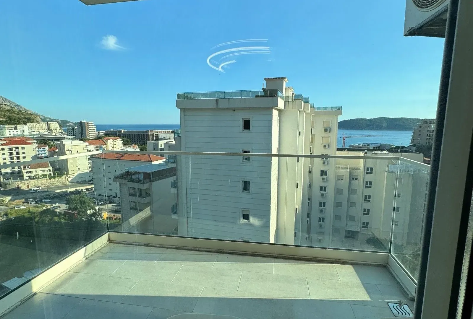 Sale, two bedroom apartment, 74m², Bečići, Budva