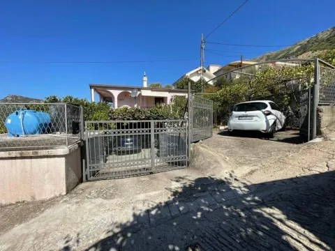 Sale, house, 205m², Sutomore, Bar - image 2