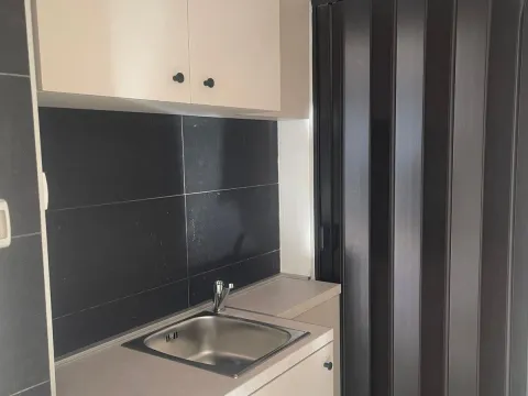 Rent, office space, 30m², City Kvart, Podgorica - image 8