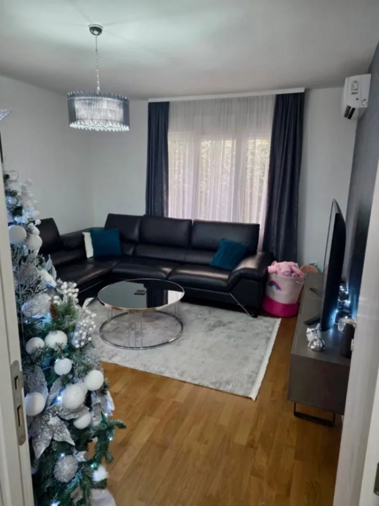 Prodaja, jednosoban stan, 40m², Tološi, Podgorica