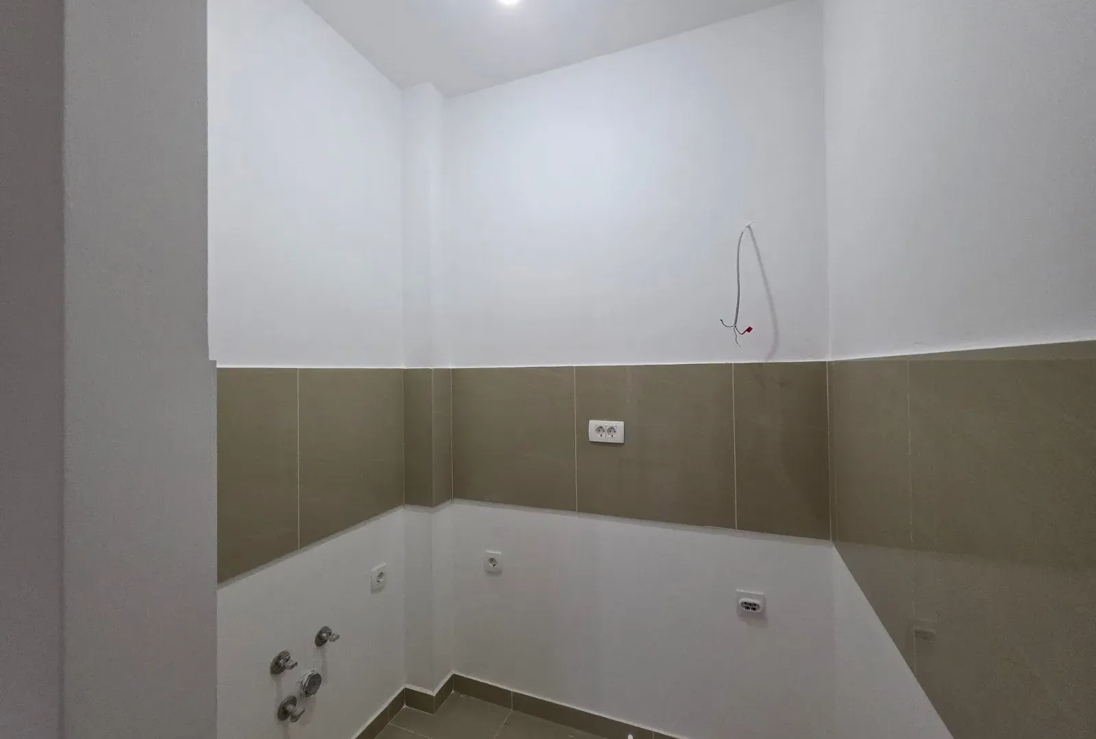 Sale, two bedroom apartment, 58m², Bečići, Budva