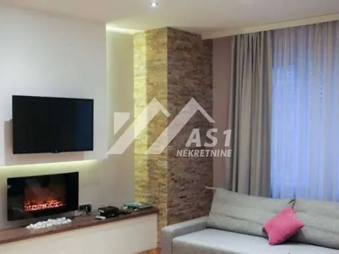 Izdavanje, dvosoban stan, 60m², Centar, Novi Sad - image 3