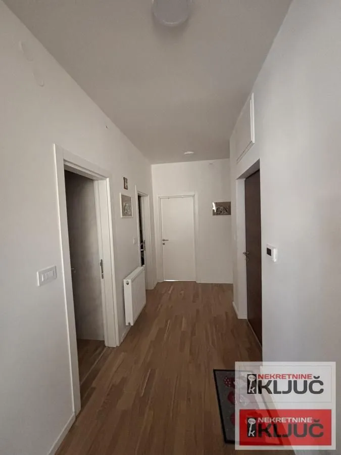 Prodaja, četvorosoban stan, 82m², Telep, Novi Sad Sve Podlokacije