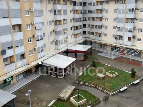 Rent, two bedroom apartment, 64m², Stari Aerodrom, Podgorica - image 11
