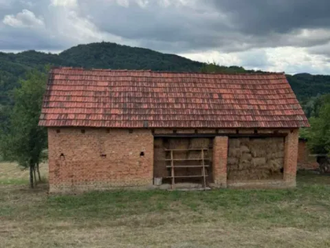 Prodaja, kuća, 120m², Viča, Lučani - image 13