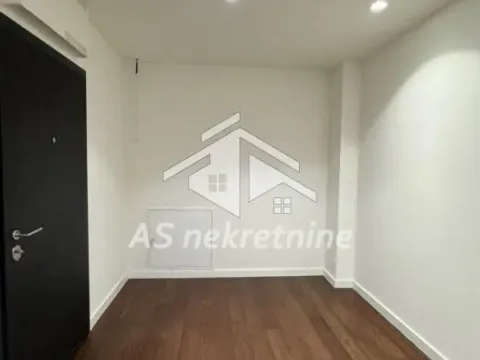 Izdavanje, trosoban stan, 113m², Čubura, Beograd - image 20