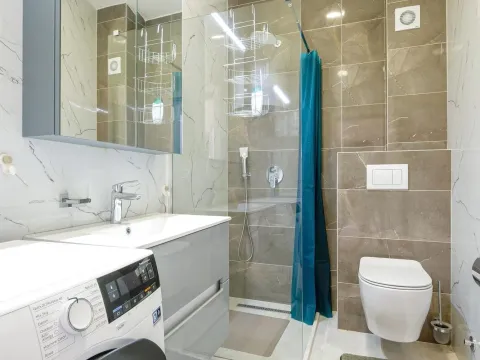 Prodaja, dvosoban stan, 93m², Donja Lastva, Tivat - image 10