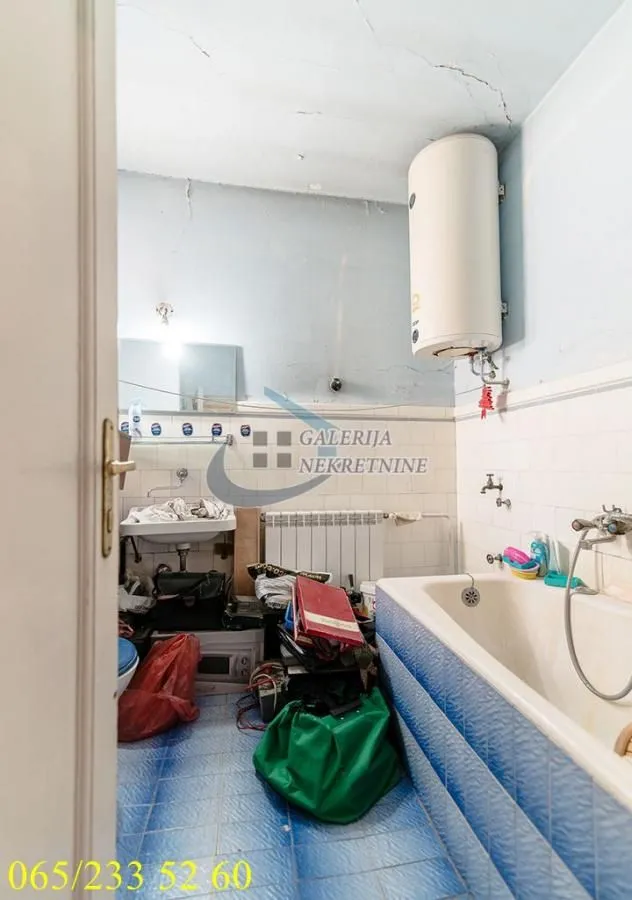 Prodaja, trosoban stan, 77m², Stari Grad, Beograd