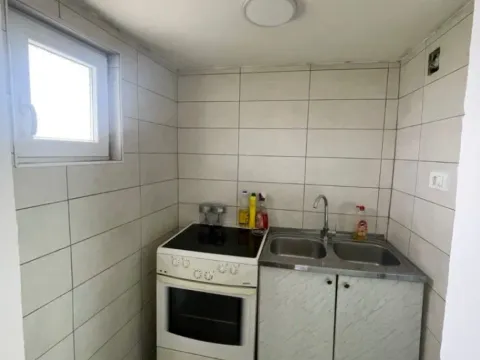 Rent, house, 45m², Konik, Podgorica - image 5