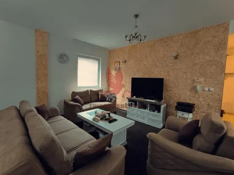 Sale, three bedroom apartment, 75m², Mladenovac, Beograd