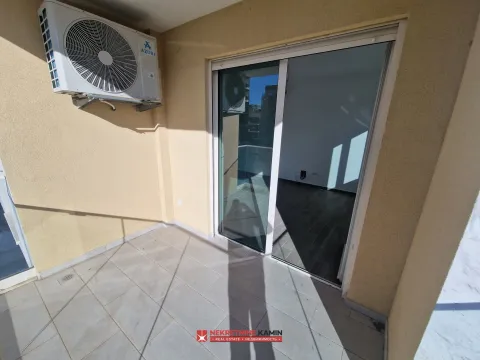 Prodaja, dvosoban stan, 74m², Bečići, Budva - image 13