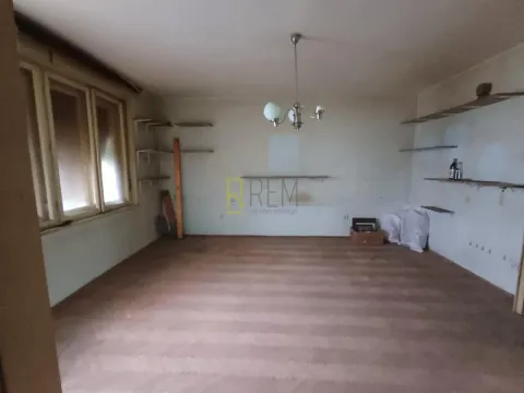 Prodaja, dvosoban stan, 85m², Centar, Podgorica