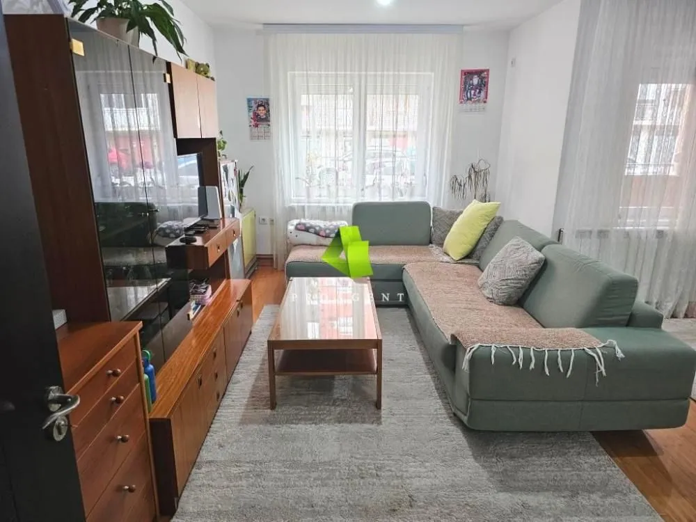 Prodaja, dvosoban stan, 75m², Pantelej, Niš