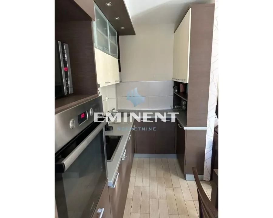 Rent, three bedroom apartment, 74m², Palilula Sve Podlokacije, Beograd