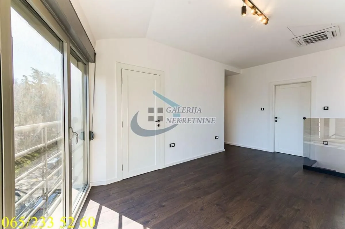 Rent, apartment, 195m², Banovo Brdo, Beograd