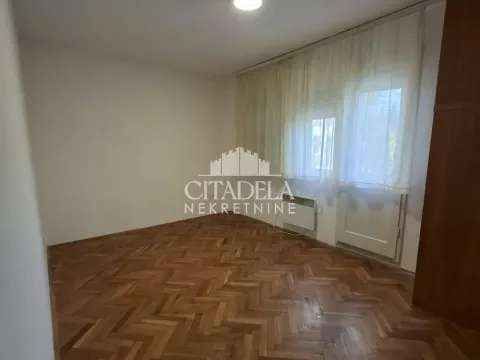Izdavanje, trosoban stan, 78m², Kanarevo Brdo, Beograd - image 4