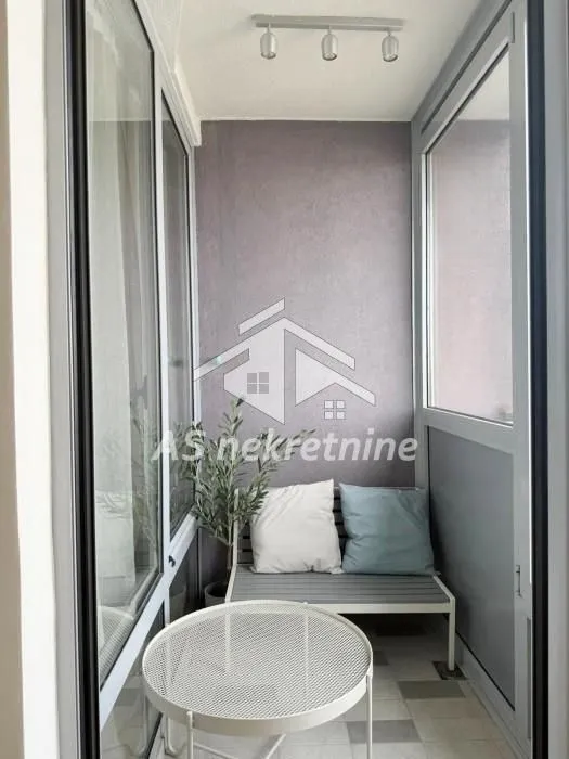 Izdavanje, dvosoban stan, 45m², Stari Grad, Beograd