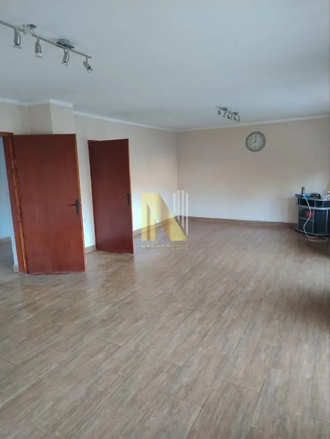 Sale, house, 200m², Beočin, Srbija
