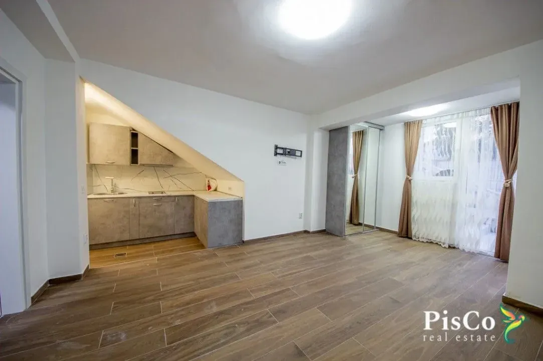 Prodaja, garsonjera, 35m², Drac, Podgorica