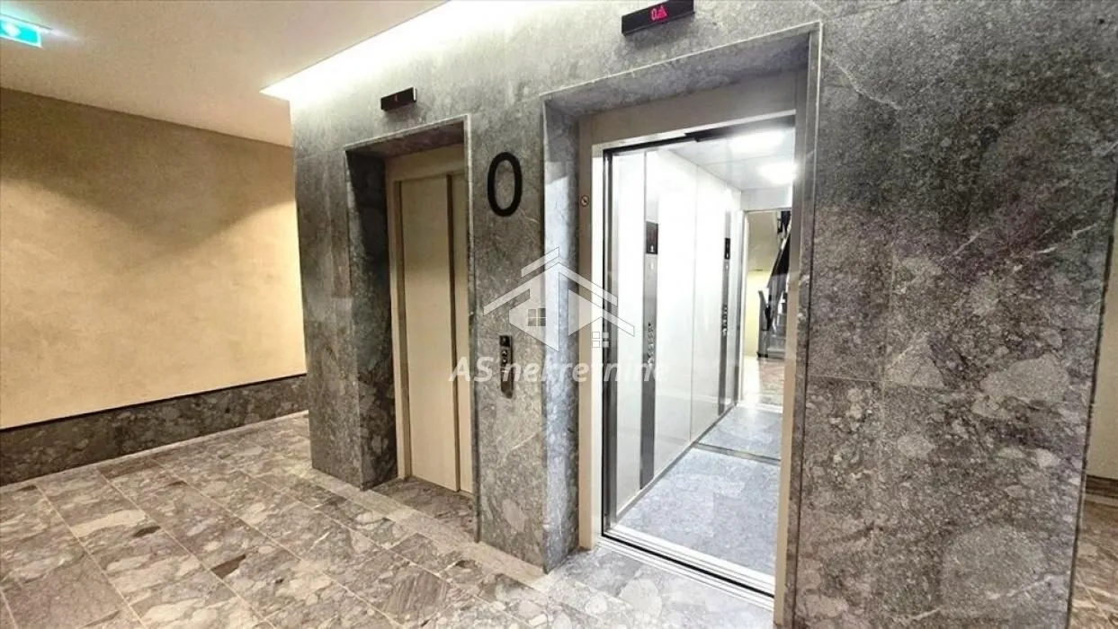 Izdavanje, dvosoban stan, 52m², Banovo Brdo, Beograd