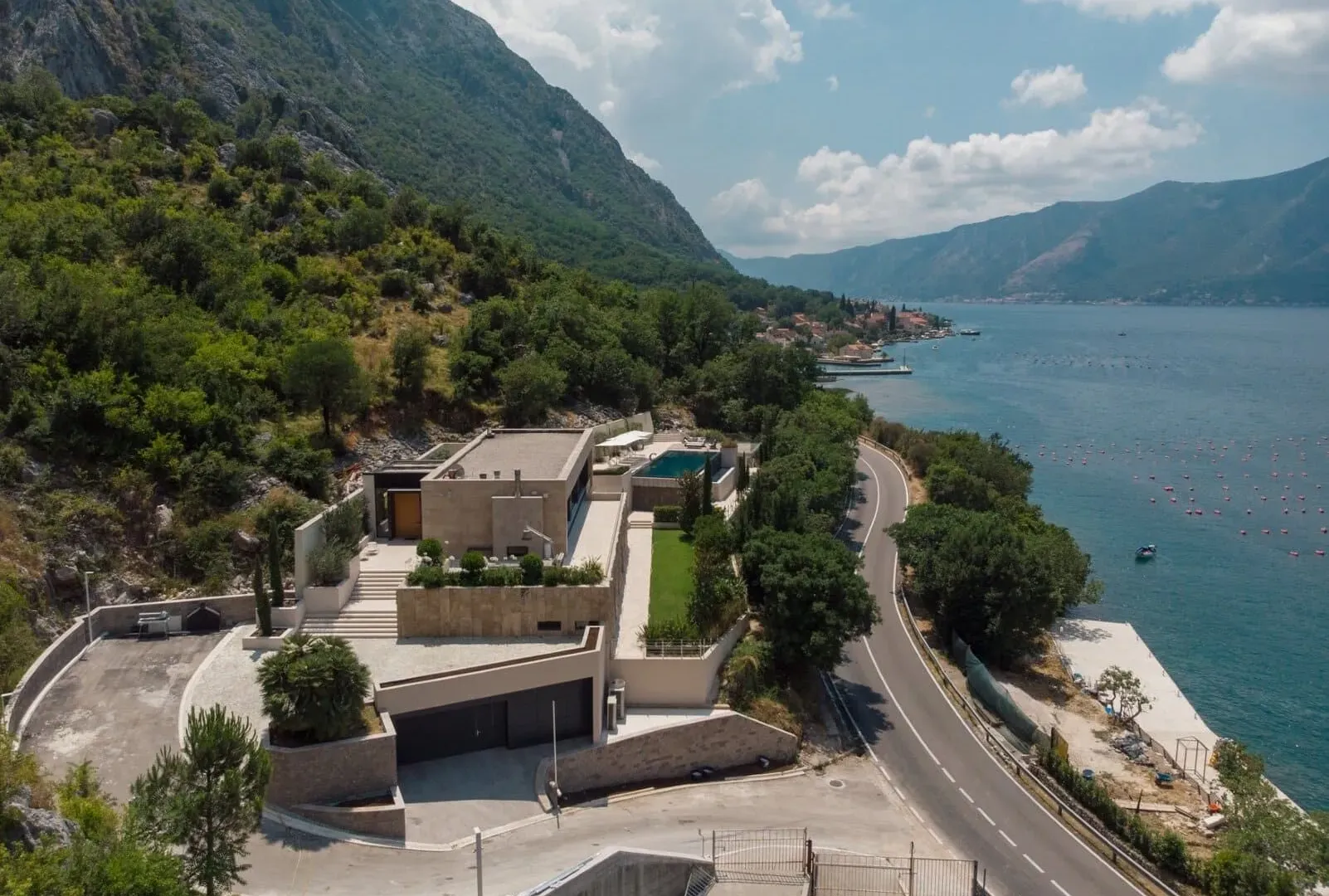Sale, house, 526m², Orahovac, Kotor