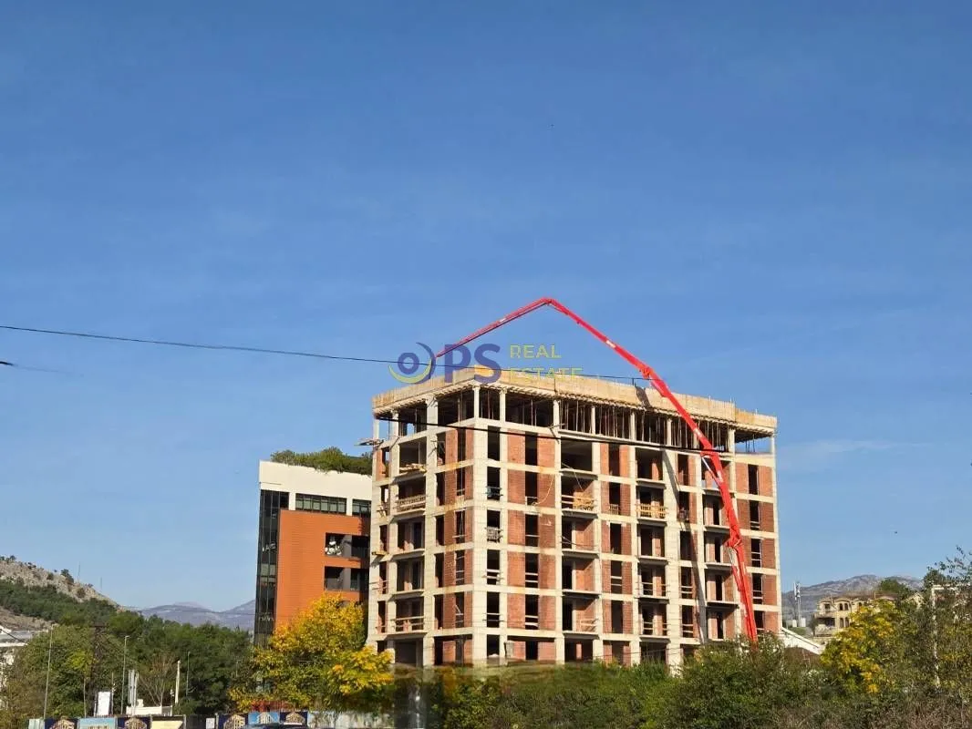 Prodaja, dvosoban stan, 87m², Podgorica, Crna Gora