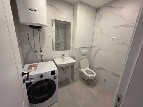 Izdavanje, jednosoban stan, 46m², Stari Aerodrom, Podgorica - image 7