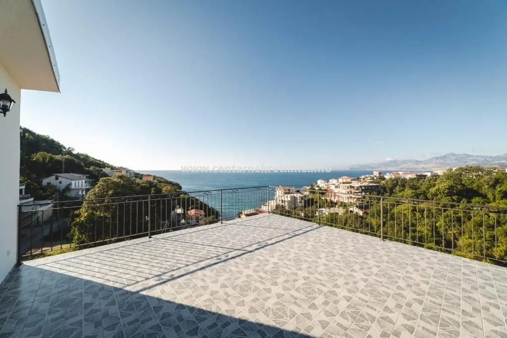 Sale, house, 195m², Utjeha, Bar
