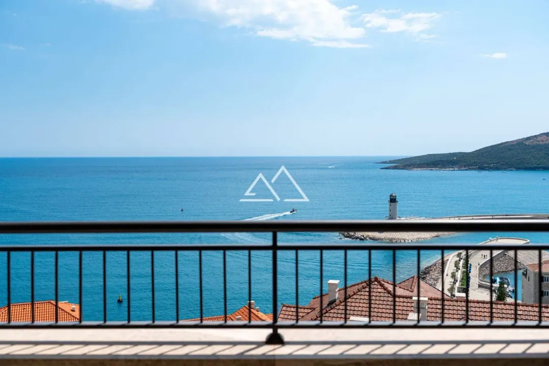 Sale, two bedroom apartment, 118m², Luštica Bay, Tivat